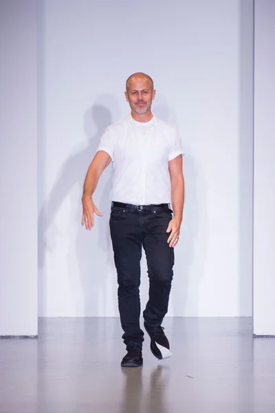 Look 39